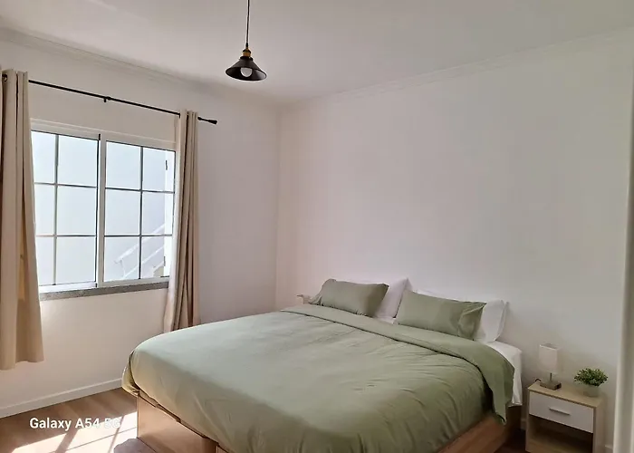 Figueira's House By The Atlantic *